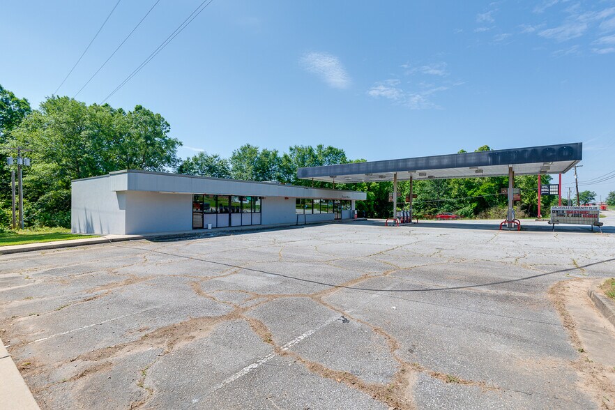 More Photos Of 2600 Earls Bridge Rd, Easley Convenience Store For Sale