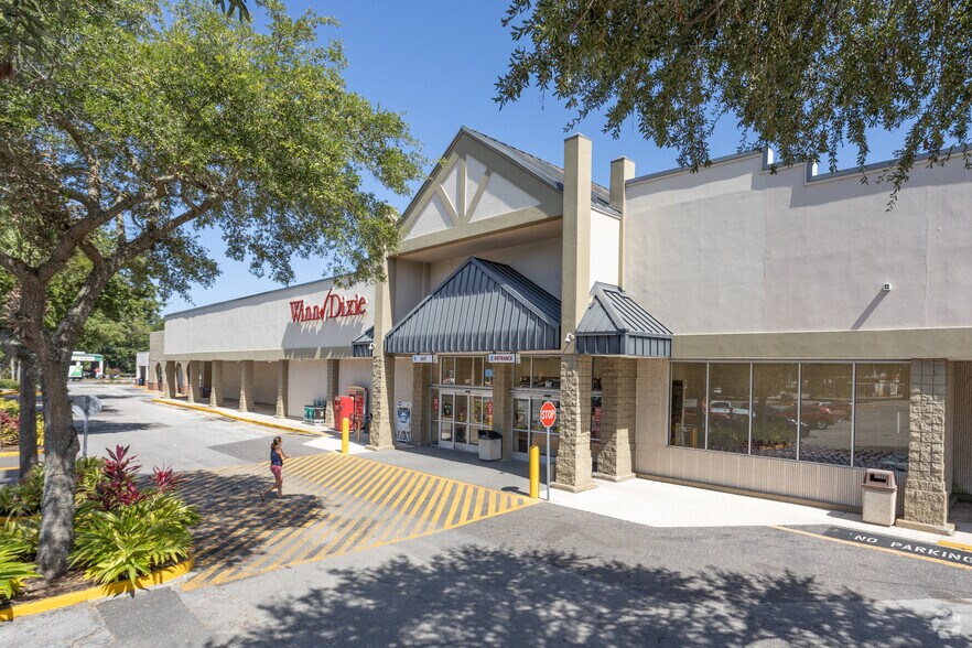 More Photos Of 1702-1782 S 8th St, Fernandina Beach Storefront For Lease