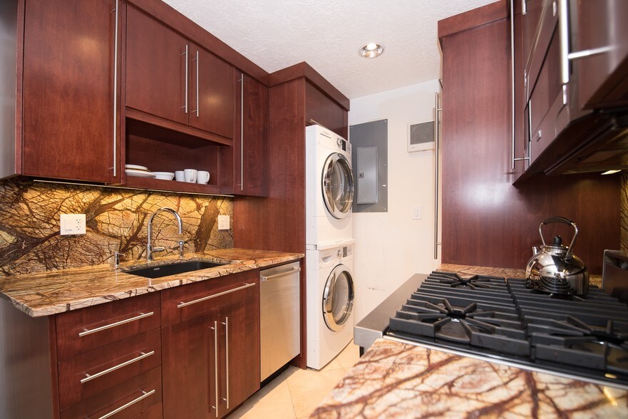 More Photos Of 3840 W 5400 S, Taylorsville Warehouse For Sale