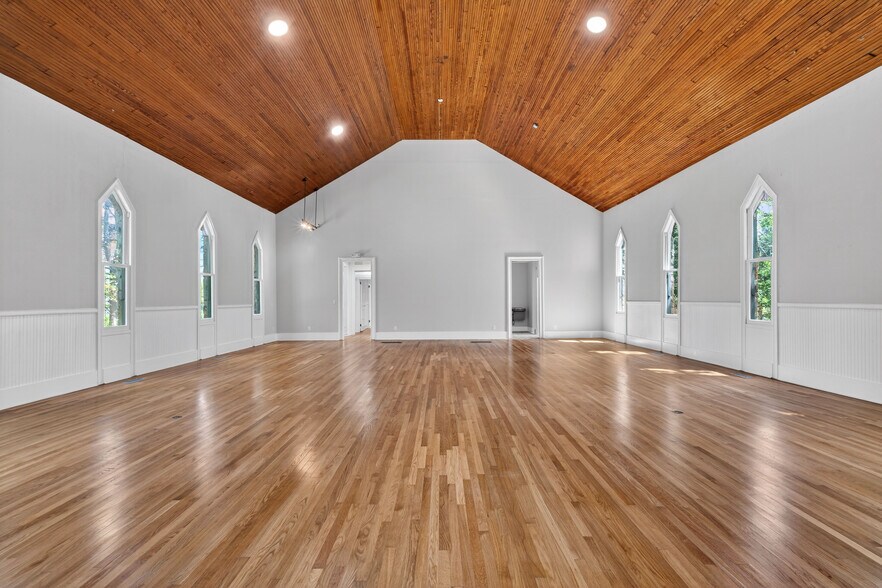 More Photos Of 208 St Marys St, Raleigh Loft Creative Space For Lease