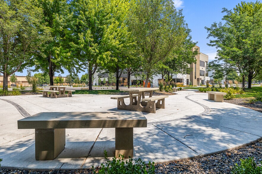 More Photos Of 1800 S. Bonito Way, Meridian, Meridian Medical For Lease