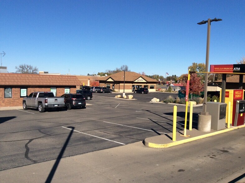 More Photos Of 3151 S Service Dr, Red Wing Storefront Retail Office For Lease