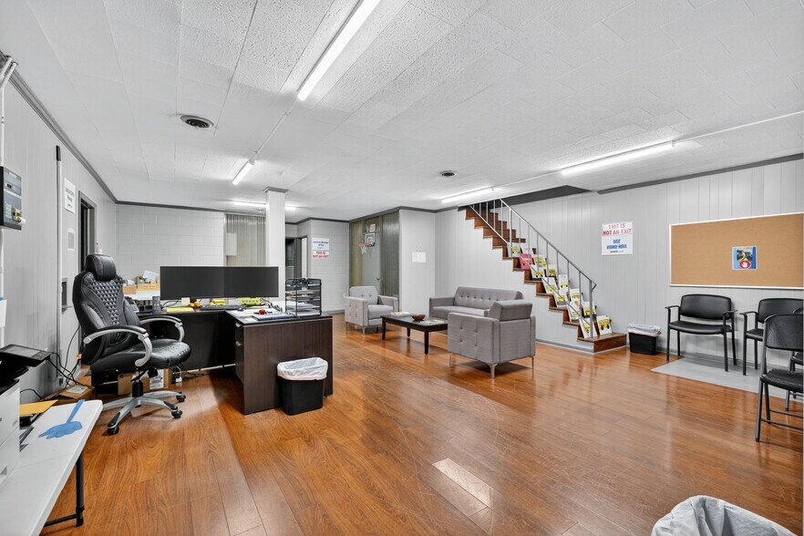 More Photos Of 512 S Wilmer Ave, Anniston Warehouse For Sale