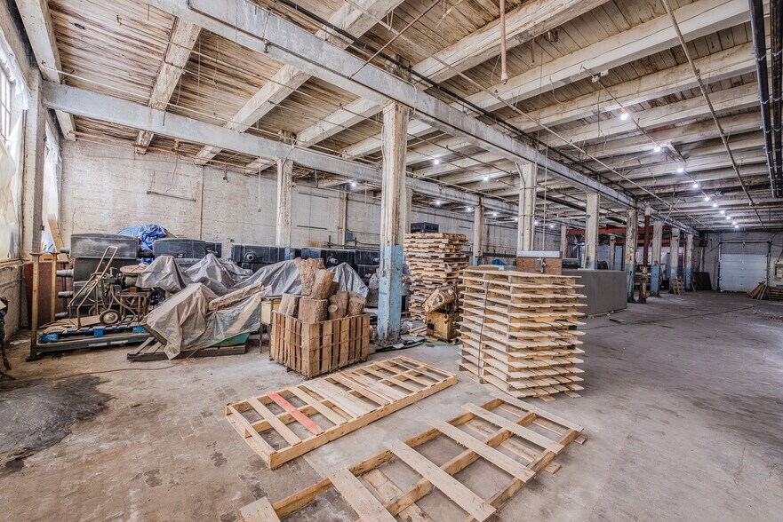 More Photos Of 3155 W 33rd St, Cleveland Warehouse For Sale