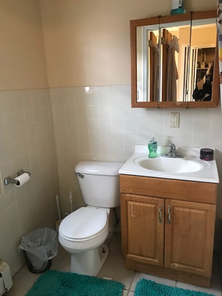 More Photos Of 624 Scotland Rd, Orange Apartments For Sale