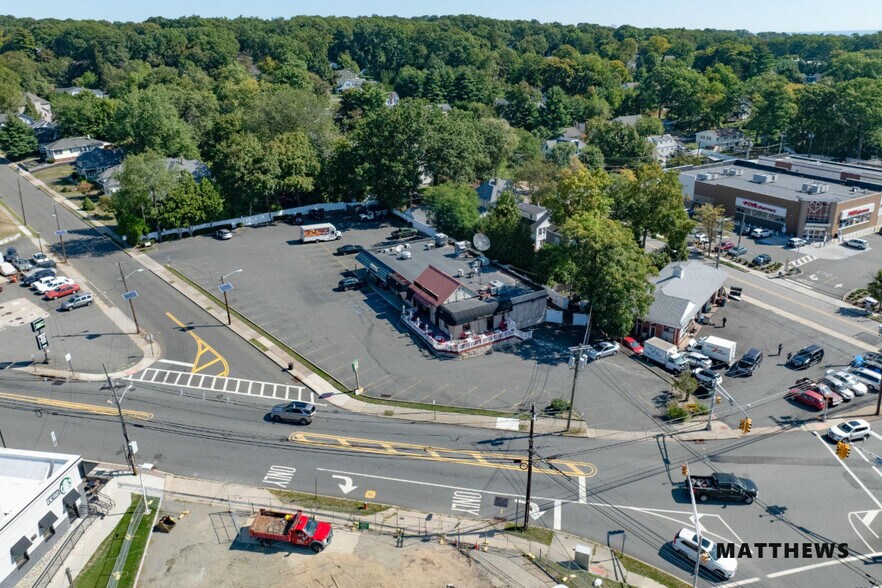 More Photos Of 118 Godwin Ave, Midland Park Convenience Store For Sale