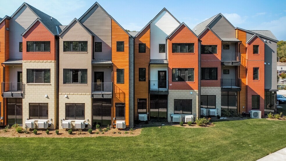 More Photos Of 6115 Nieman Rd, Shawnee Apartments For Sale