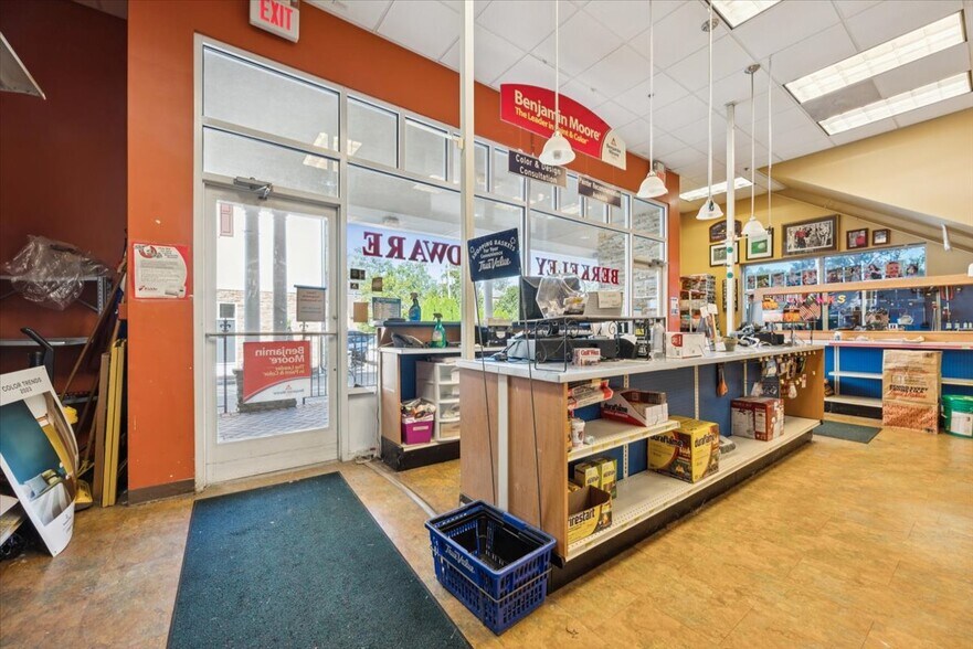 More Photos Of 501 Springfield Ave, Berkeley Heights Freestanding For Lease