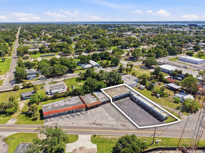 More Photos Of 1122 Lake Dr, Cocoa Storefront Retail Office For Sale