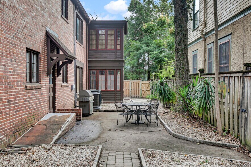 More Photos Of 2160 Forbes St, Jacksonville Multifamily For Sale