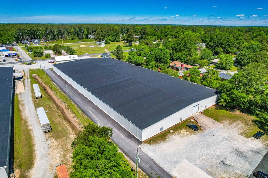 More Photos Of 1215 S Brightleaf Blvd, Smithfield Warehouse For Lease