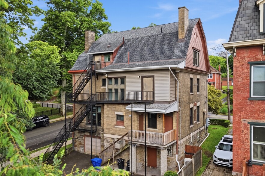 More Photos Of 215 S Braddock Ave, Pittsburgh Apartments For Sale