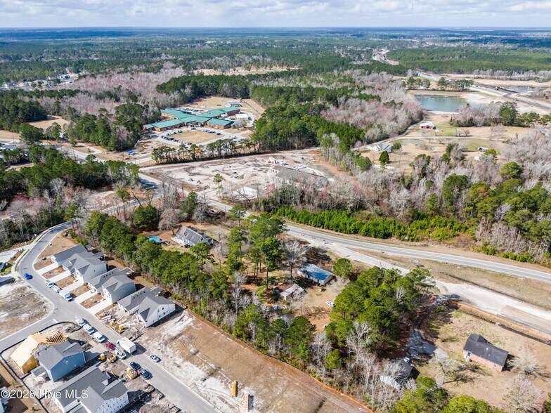 More Photos Of 1098 Hoover Rd, Hampstead Specialty For Sale