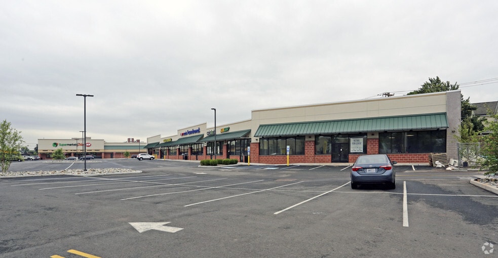 More Photos Of 801 Livingston St, Elizabeth Storefront For Lease