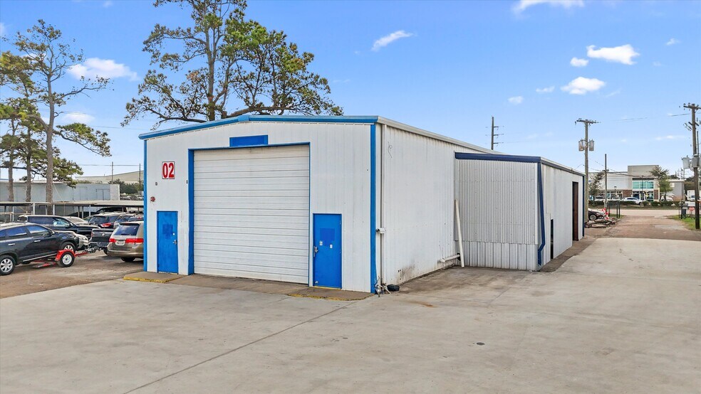 More Photos Of 12602 FM 529 Rd, Houston Manufacturing For Lease
