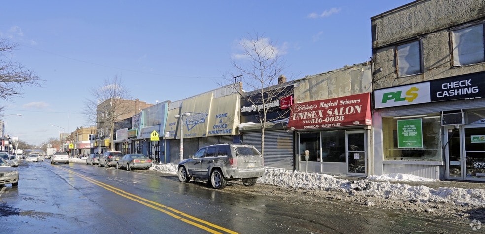 More Photos Of 98 Vreeland St, Staten Island Storefront Retail Residential For Lease