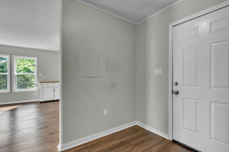 More Photos Of 106 King Ave, Morristown Apartments For Sale