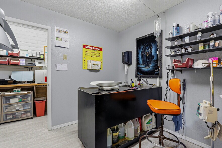 More Photos Of 10050 Mccombs St, El Paso Medical For Sale