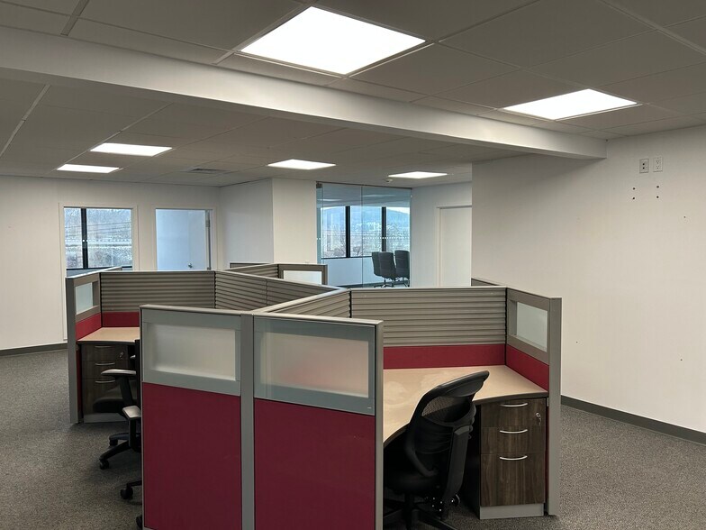 More Photos Of 11 Lake Avenue Ext, Danbury Office For Lease