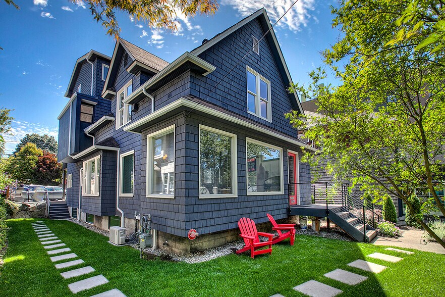 More Photos Of 2214 Queen Anne Ave, Seattle Loft Creative Space For Sale