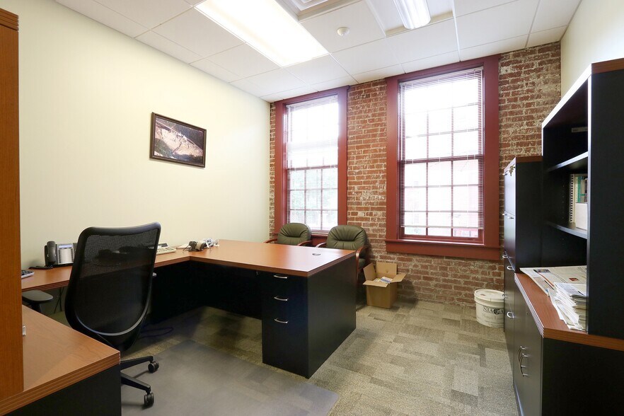 More Photos Of 100-256 Match Factory Pl, Bellefonte Medical For Lease