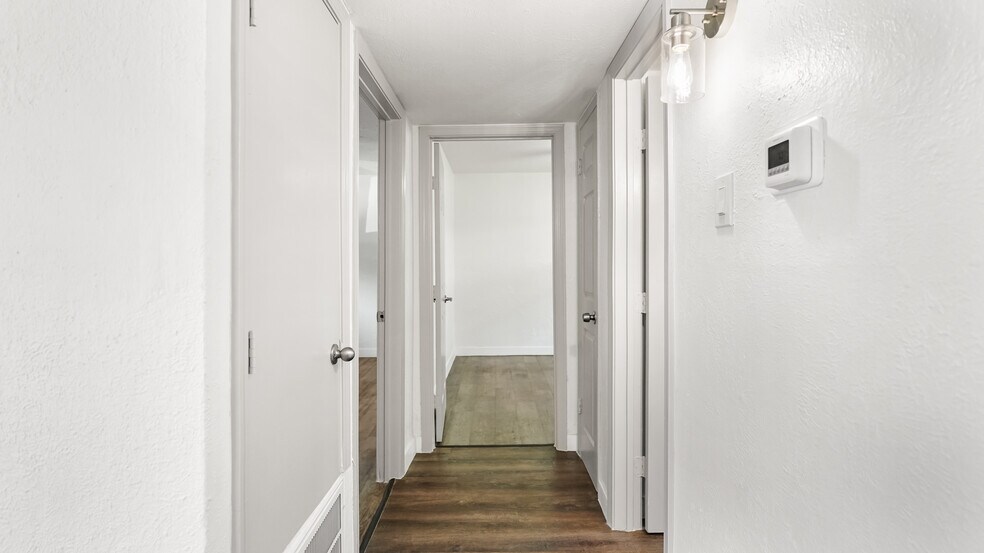 More Photos Of 2819 Berry St, Houston Apartments For Sale