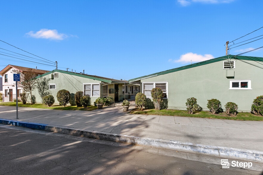 Primary Photo Of 1825 Stanley Ave, Signal Hill Apartments For Sale