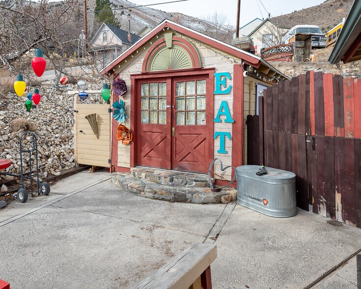More Photos Of 110 N C St, Virginia City Restaurant For Lease