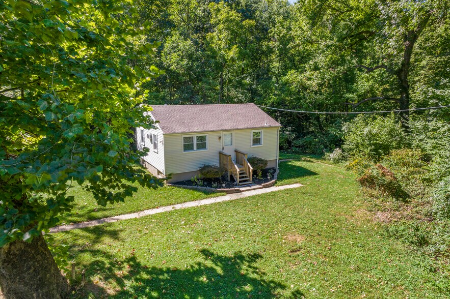 More Photos Of 2608 Mount Holly Rd, Burlington Land For Lease