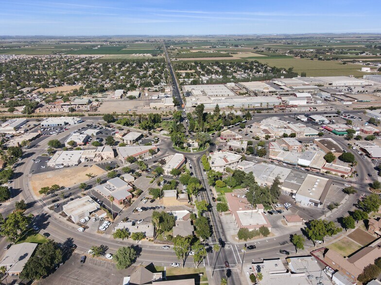 More Photos Of 100 W Las Palmas Ave, Patterson Food Processing For Sale