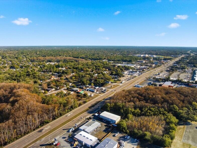 More Photos Of 8510 State Road 52, Hudson Storefront For Sale