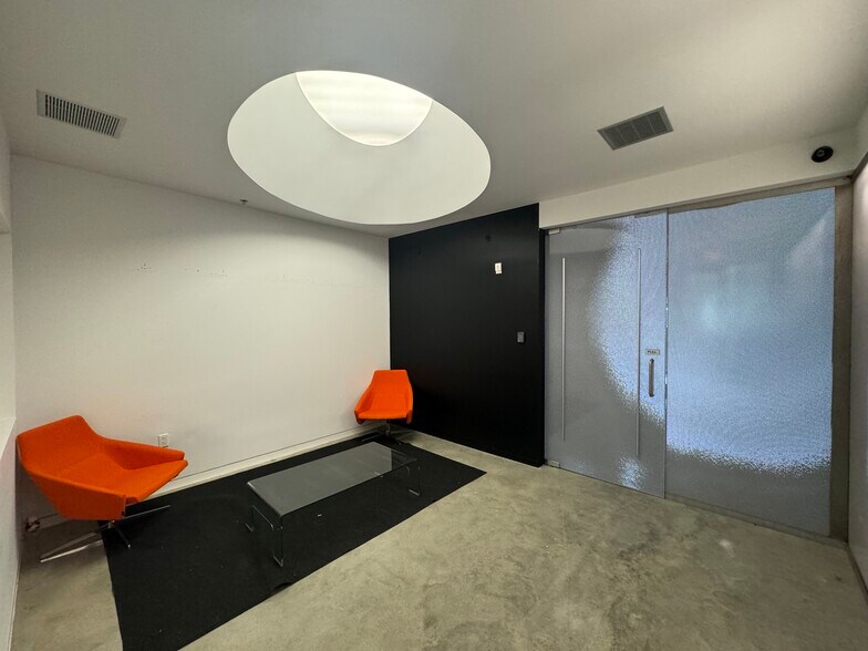 More Photos Of 7301 SW 57th Ct, South Miami Office For Lease