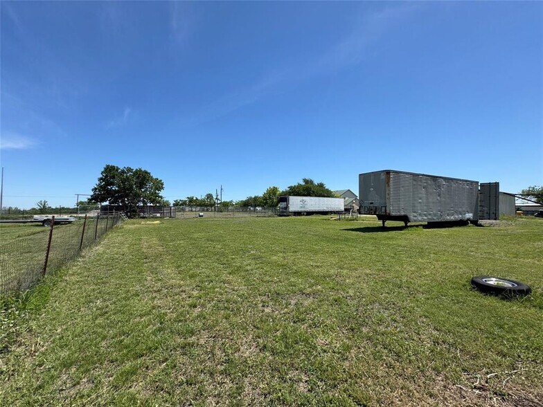More Photos Of 21424 Martin Ln, Pflugerville Land For Sale