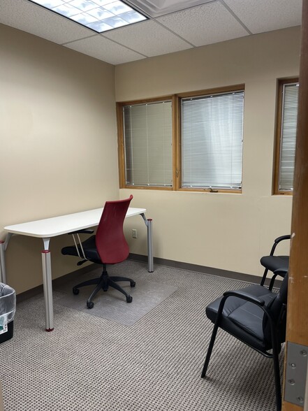 More Photos Of 1735 Central Ave, Albany Office For Sale