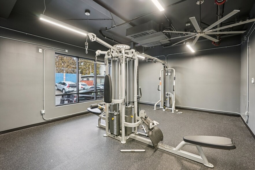 More Photos Of 2938 Allesandro St, Los Angeles Apartments For Lease