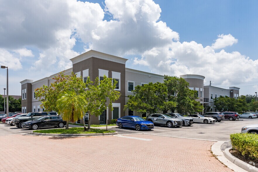 More Photos Of 13595 SW 134th Ave, Miami Office For Lease