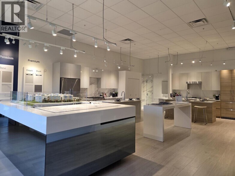 More Photos Of 10155 River Dr, Richmond Apartments For Sale