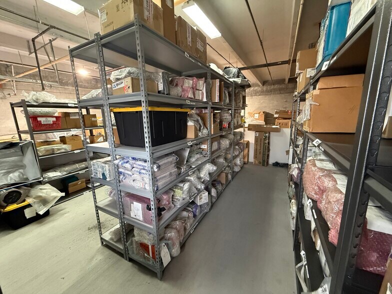 More Photos Of 2355 NW 70th Ave, Miami Warehouse For Lease