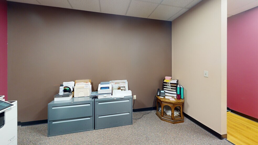 More Photos Of 1 Pillsbury St, Concord Office For Lease