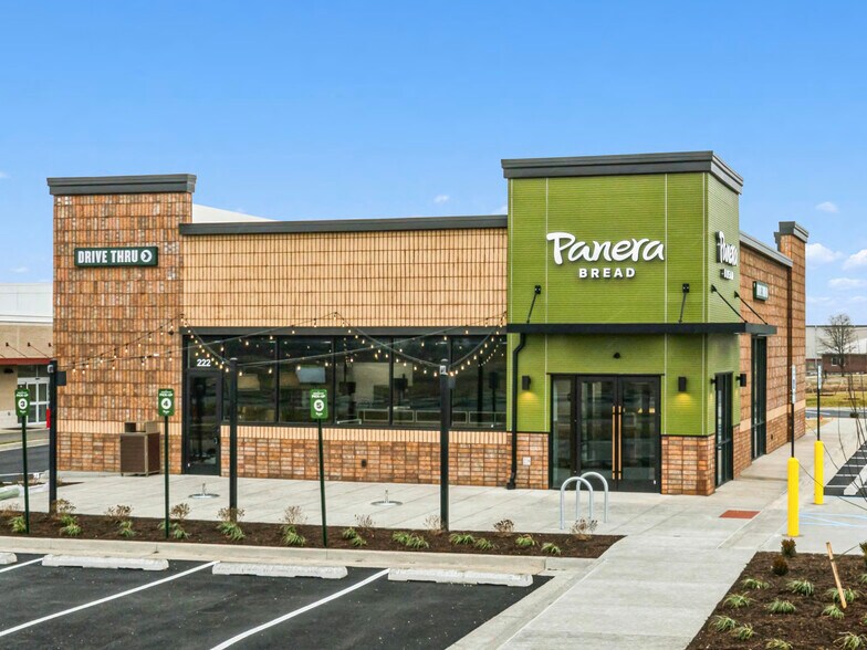 Primary Photo Of 222 E 175th St, Westfield General Retail For Sale