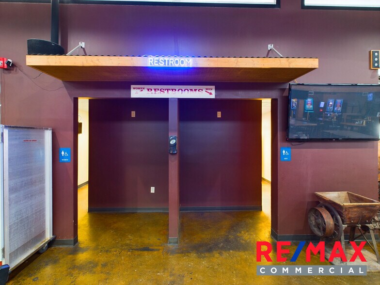 More Photos Of 1057 Sheridan Ave, Cody Restaurant For Sale