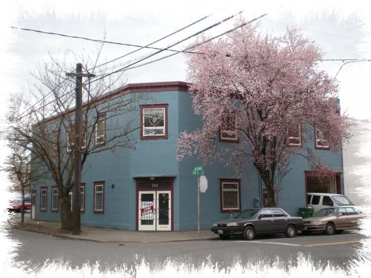 More Photos Of 1701 NW Thurman St, Portland Flex For Lease