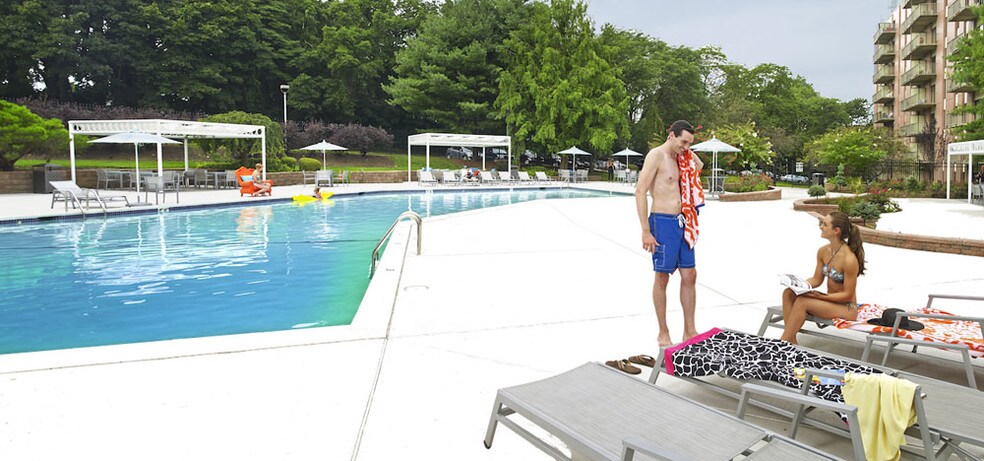 More Photos Of 1001-1003 Easton Rd, Willow Grove Apartments For Lease