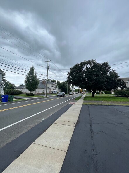 More Photos Of 266 Hebron Ave, Glastonbury Storefront Retail Office For Lease