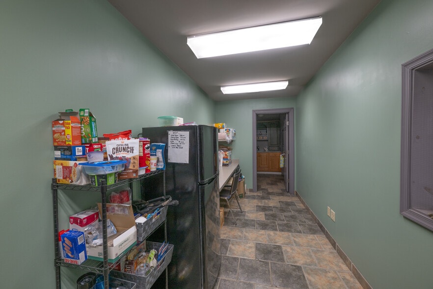 More Photos Of 2003 Route 209, Brodheadsville Auto Dealership For Sale