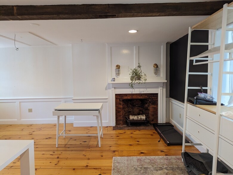 More Photos Of 14 Inn St, Newburyport Office For Lease