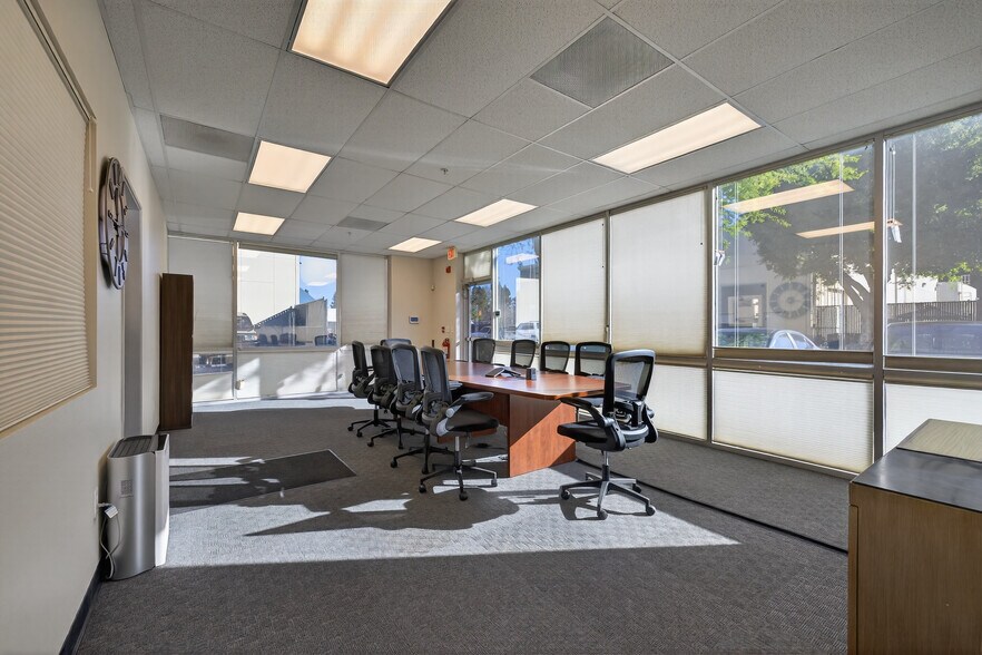 More Photos Of , Sacramento Flex For Sale