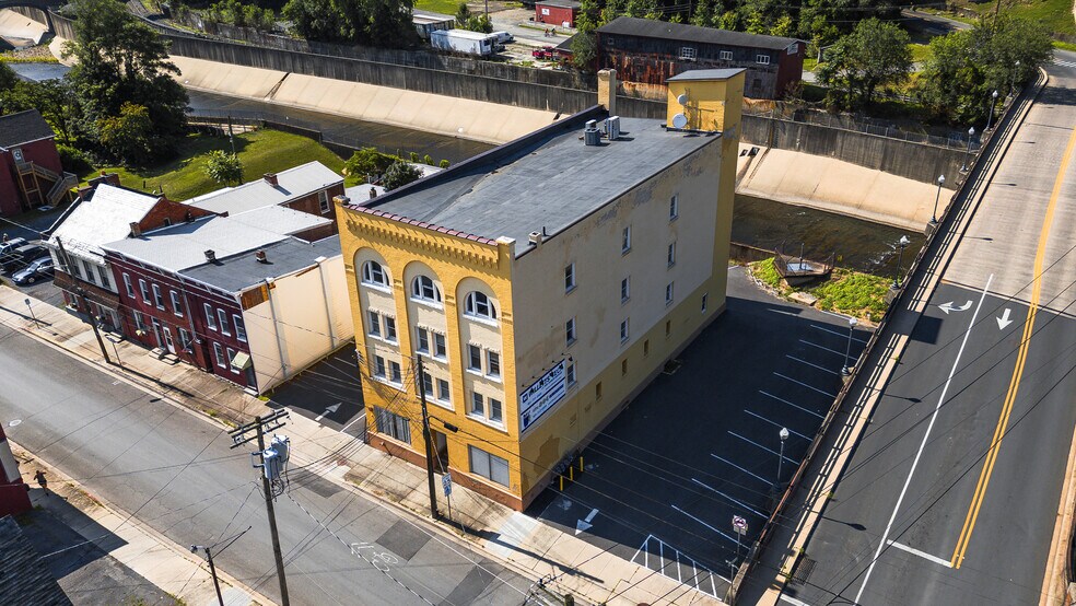 More Photos Of 446 N Mechanic St, Cumberland Office For Sale