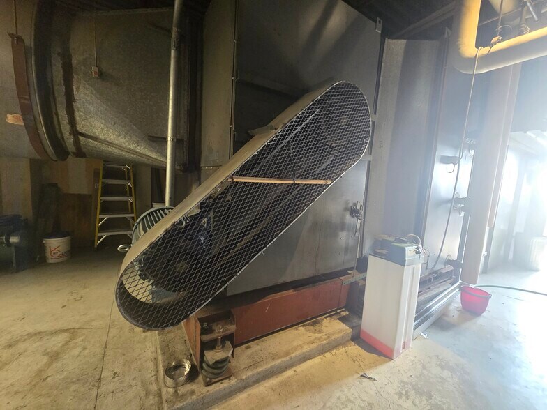 More Photos Of 5201 44 St, Bonnyville Industrial For Sale