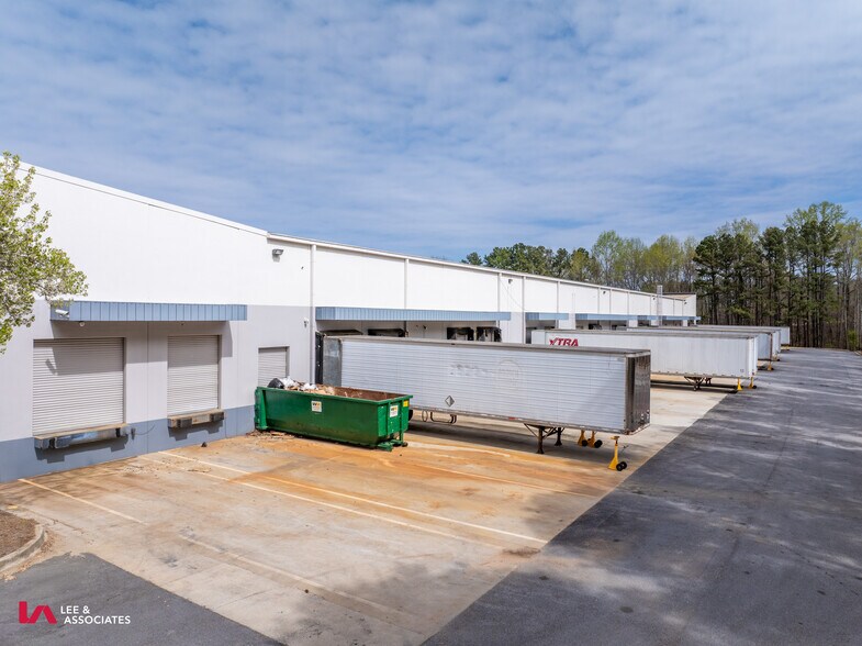 More Photos Of 120 Interstate W Pky, Lithia Springs Warehouse For Lease